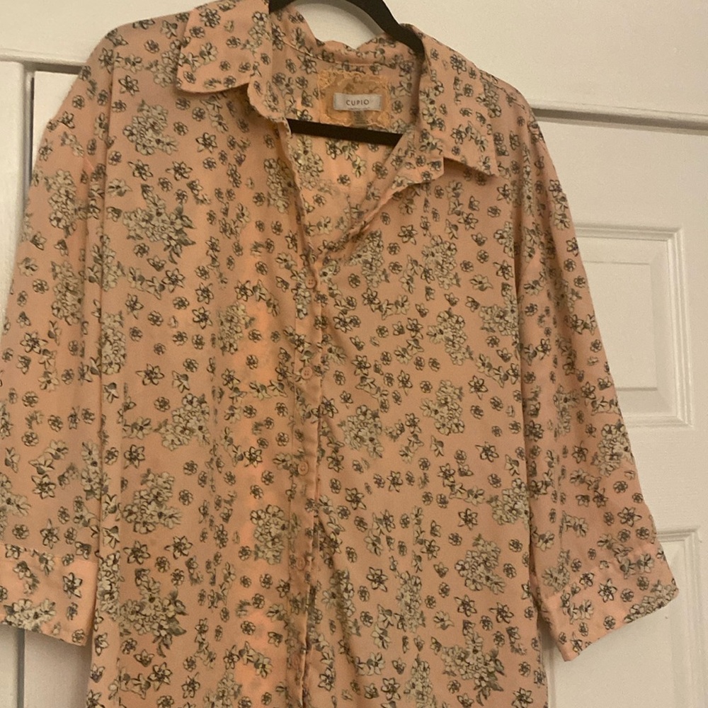 Cupio Top Womens sammon coloured button down